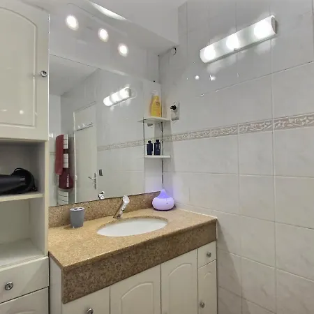 Apartment Parking & 100m2 En Plein Centre Ville