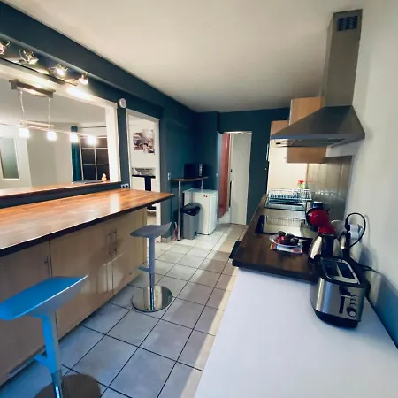 Parking & 100m2 En Plein Centre Ville * 랭스