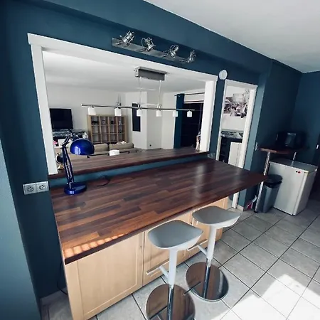 아파트 Parking & 100m2 En Plein Centre Ville